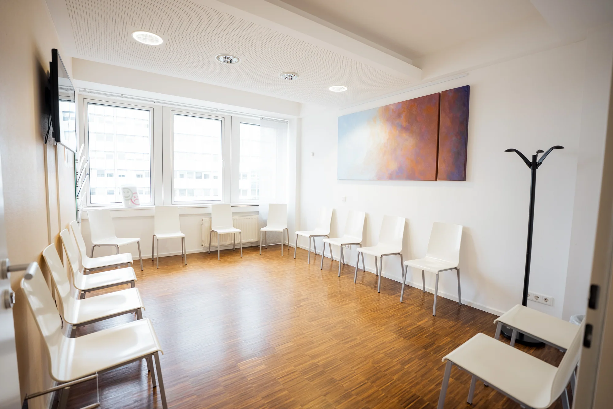 Helles Wartezimmer Medical Point Welfenhof Wiesbaden